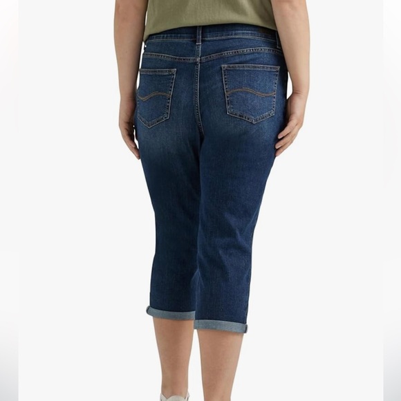 NWT Lee flex motion Capri jeans 20W - Picture 3 of 7